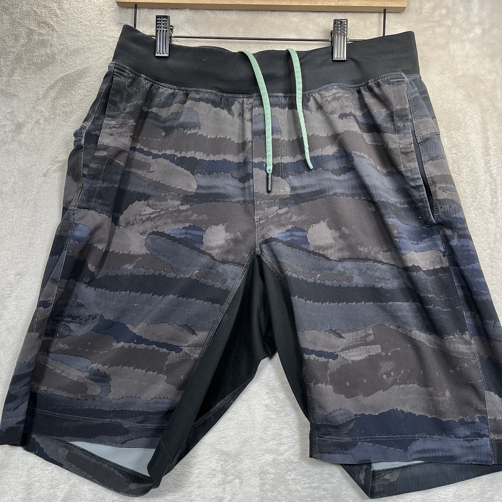 Lululemon T.H.E. Short Linerless Cactus Camo Gray Medium